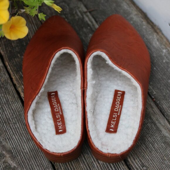 NEW Kelsi Dagger Sail Cognac Leather w Faux Shearling Fur Lining Flat Mule Sz 6 - Picture 6 of 8